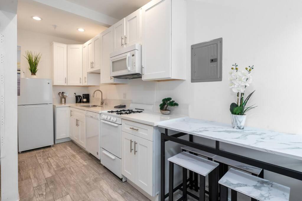 Modern Studio Gem: Perfect For Four Villa Los Angeles Dış mekan fotoğraf